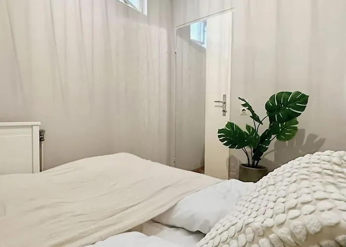 Next To Shopping Street I 5 Minutes To Inner Apartman